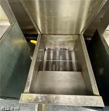 City/Canton - Commercial Sale