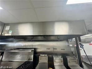 City/Canton - Commercial Sale