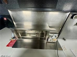 City/Canton - Commercial Sale