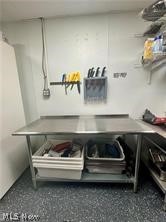 City/Canton - Commercial Sale