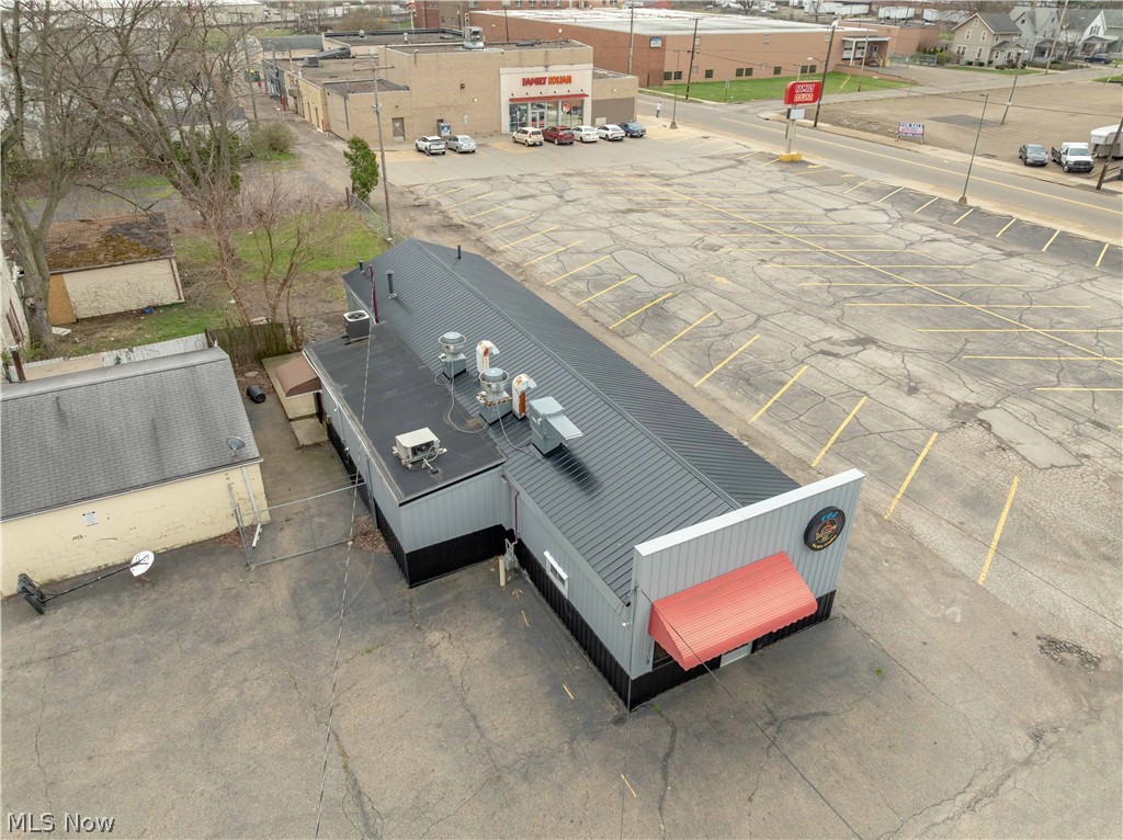 City/Canton - Commercial Sale