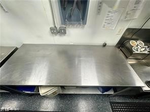 City/Canton - Commercial Sale