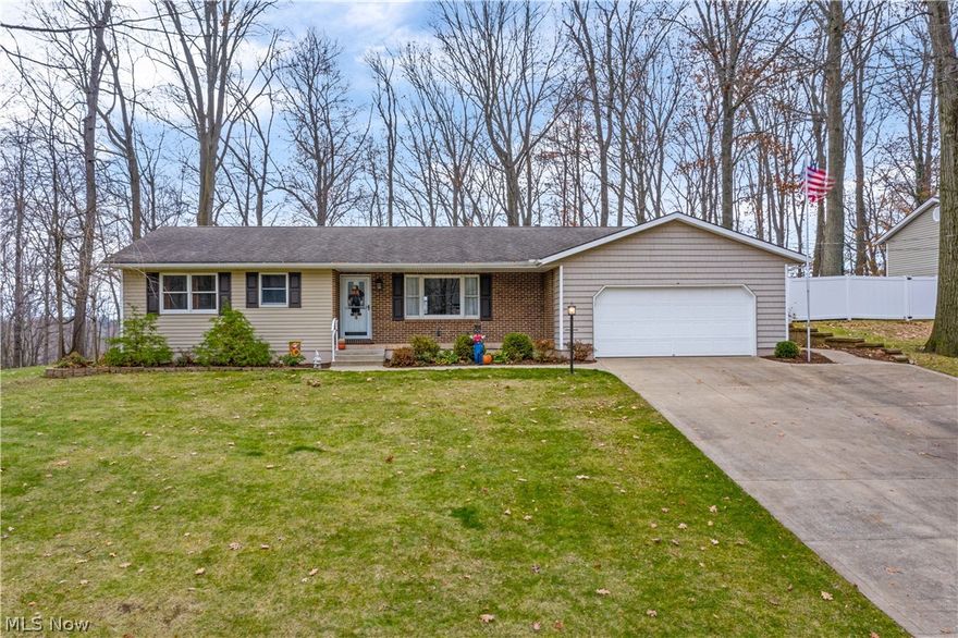Hard to find move in ready home in Canal Fulton. This home is updated and ready for its new owner with newer flooring, granite counters and newer kitchen appliances. You can move right in! Potential 4th bedroom in basement. 1 Year Cinch Home Warranty for added peace of mind.