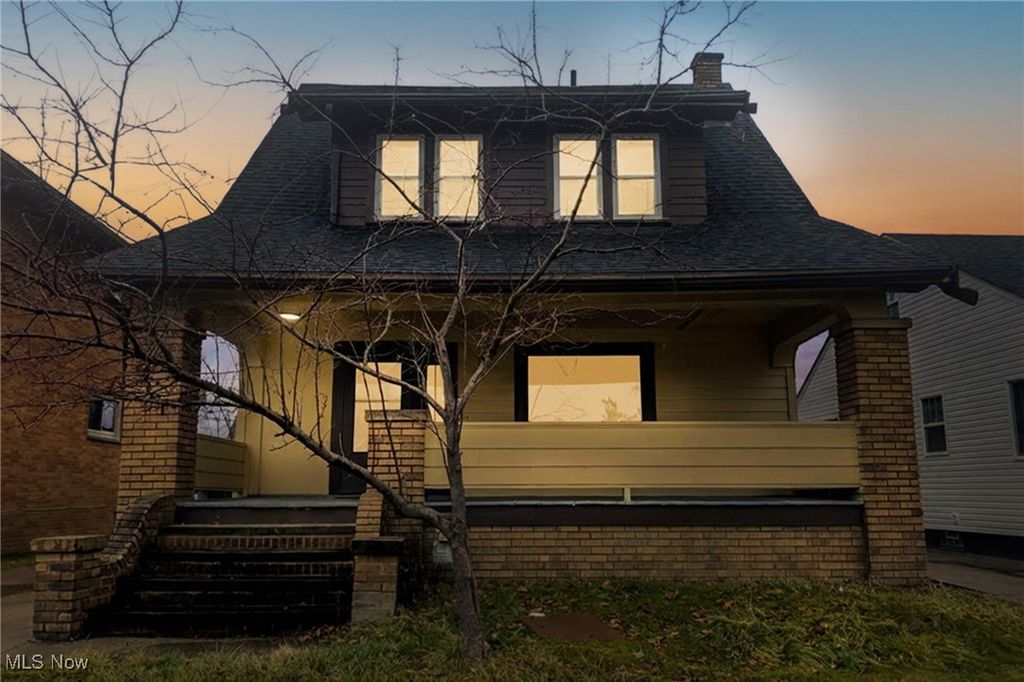 Photo of 7911 Snow Road, Parma, OH 44129 (MLS # 5182063)