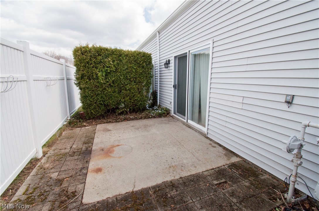 Lake Pointe Condo - Residential