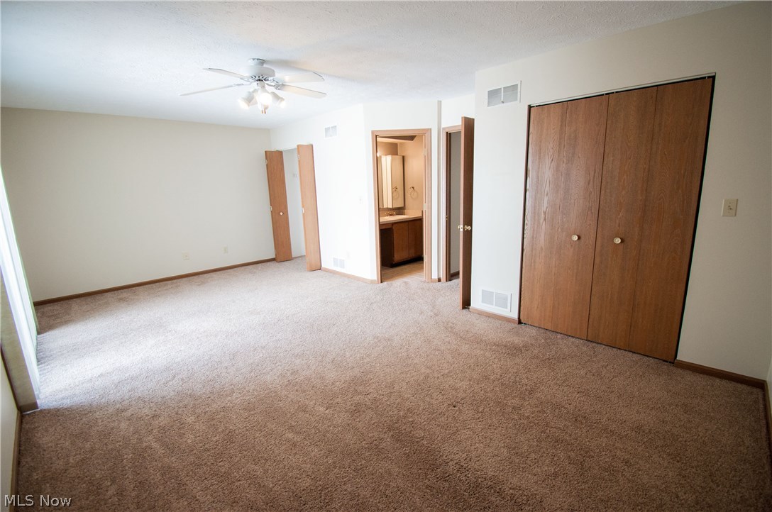 Lake Pointe Condo - Residential