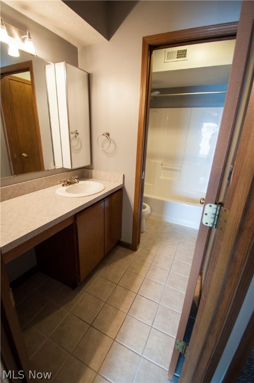 Lake Pointe Condo - Residential