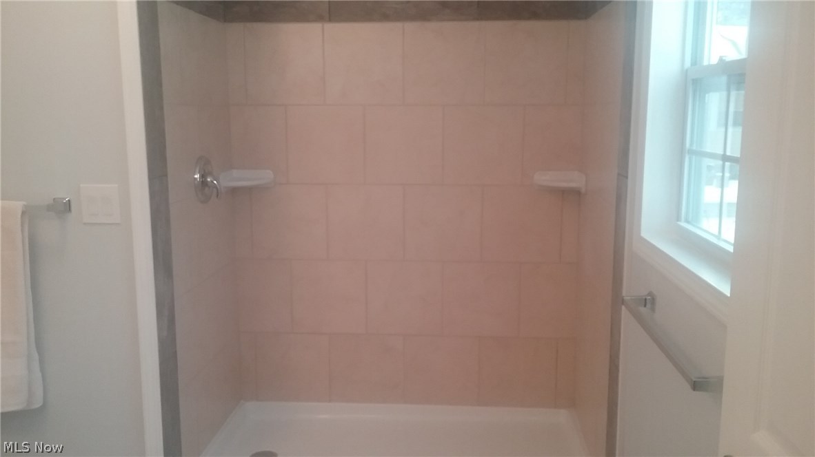 Gloria Glens - Residential