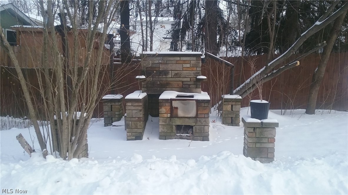 Gloria Glens - Residential