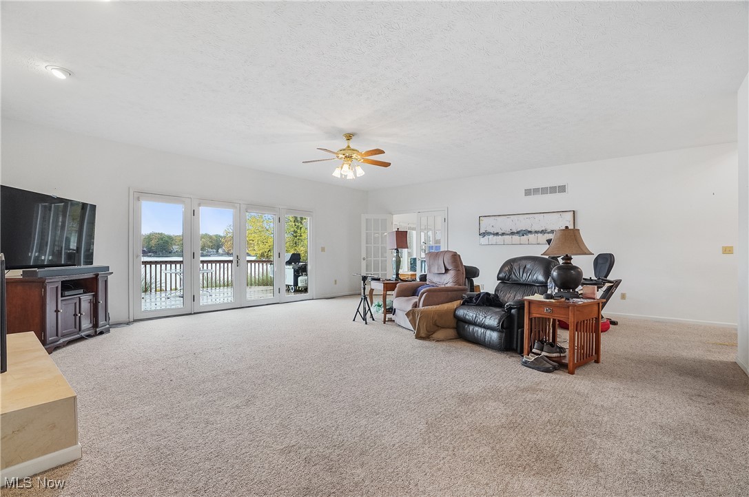 Roaming Rock - Residential