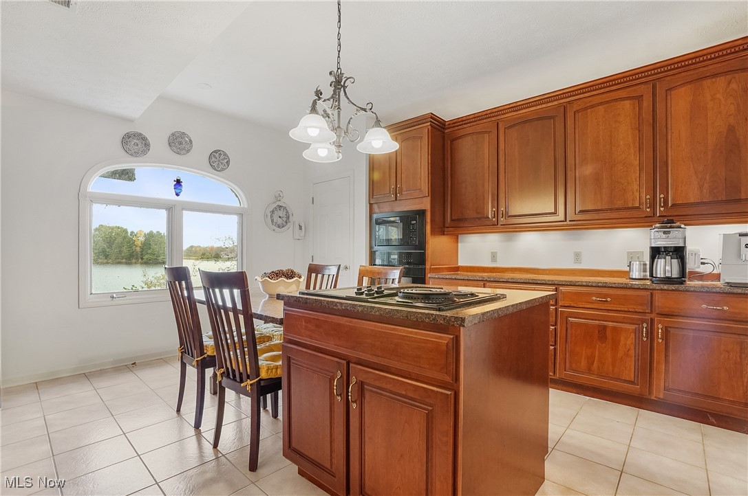 Roaming Rock - Residential