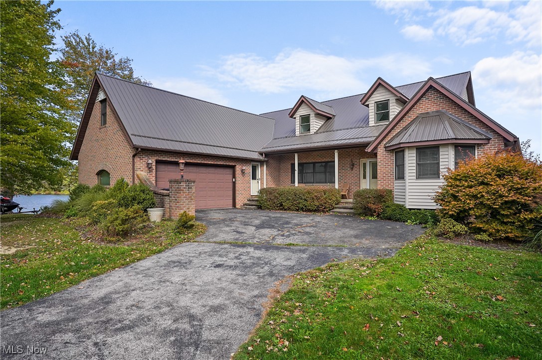 Roaming Rock - Residential