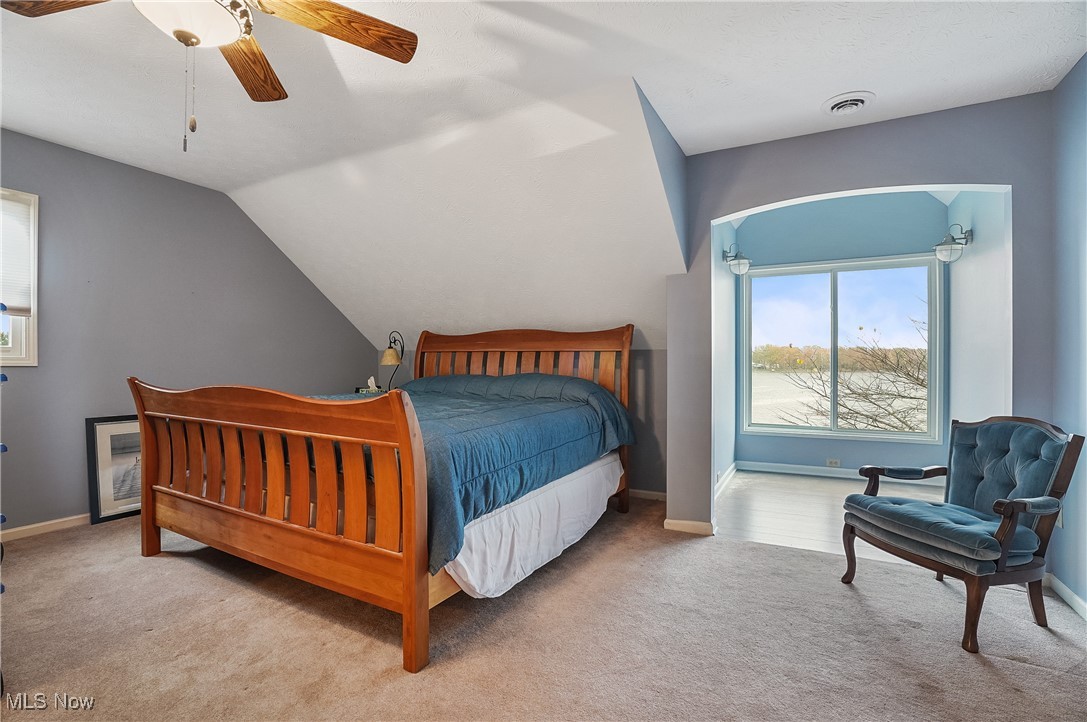 Roaming Rock - Residential