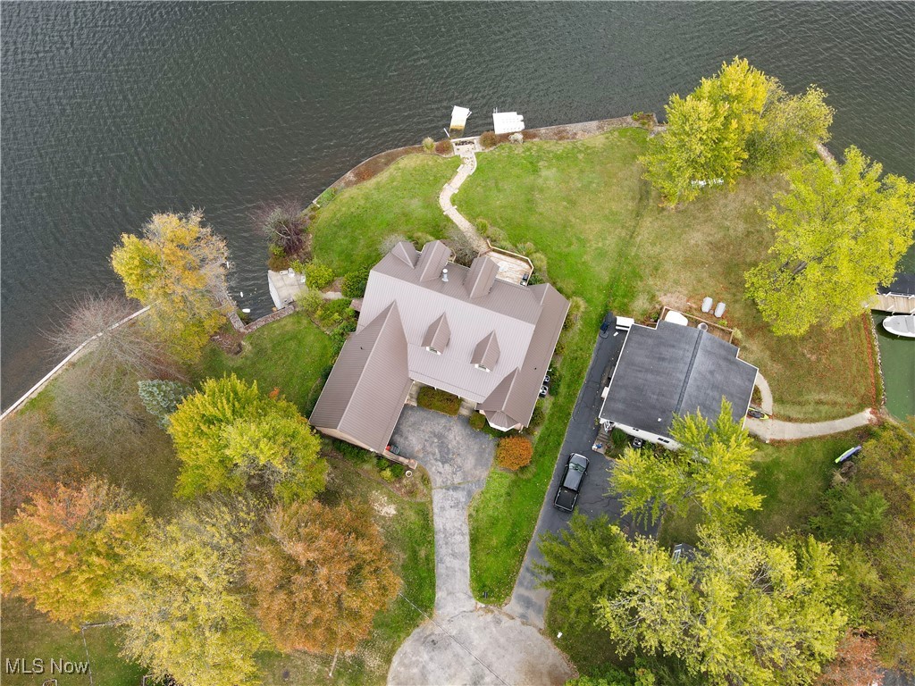 Roaming Rock - Residential