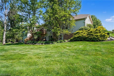 Tiny photo for 975 W Parkway Boulevard, Aurora, OH 44202 (MLS # 5217906)