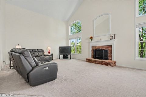 Tiny photo for 975 W Parkway Boulevard, Aurora, OH 44202 (MLS # 5217906)
