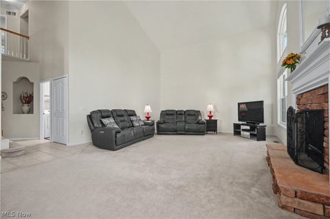 Tiny photo for 975 W Parkway Boulevard, Aurora, OH 44202 (MLS # 5217906)
