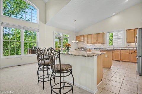 Tiny photo for 975 W Parkway Boulevard, Aurora, OH 44202 (MLS # 5217906)