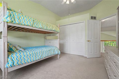 Tiny photo for 975 W Parkway Boulevard, Aurora, OH 44202 (MLS # 5217906)
