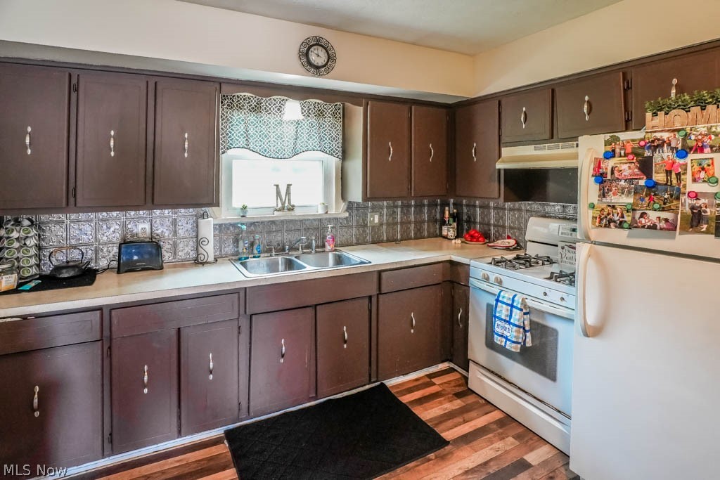 Perry Hills Colony - Residential