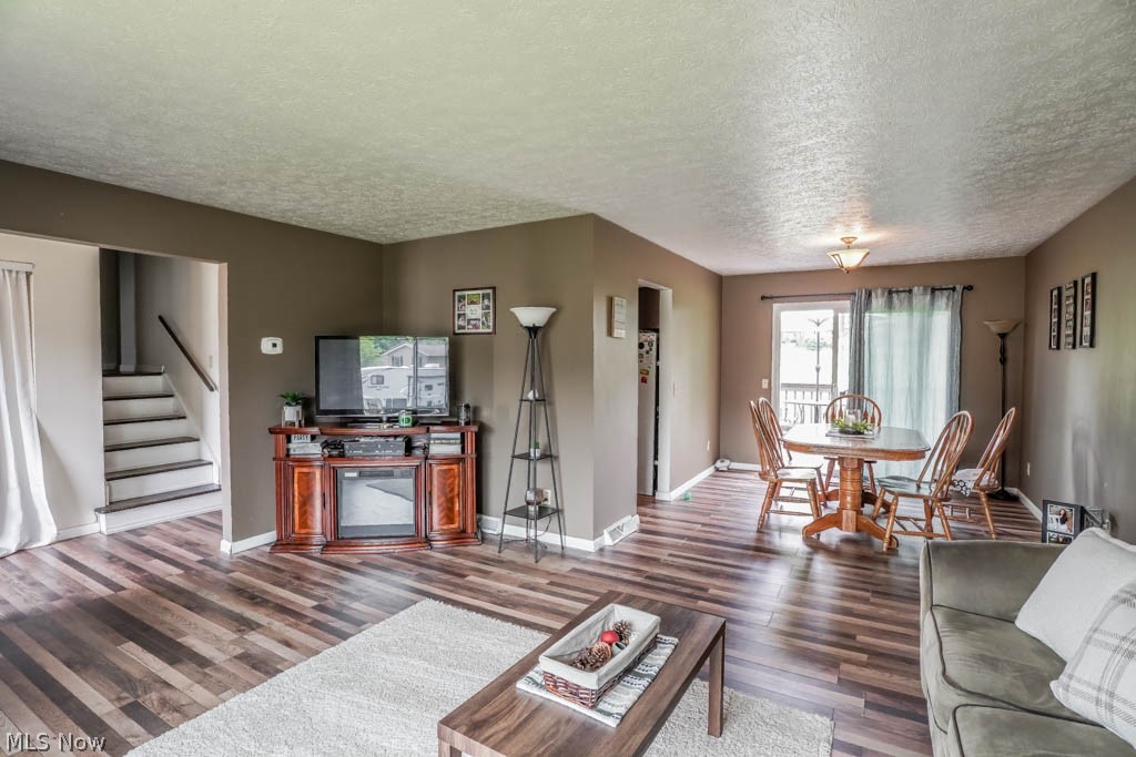 Perry Hills Colony - Residential