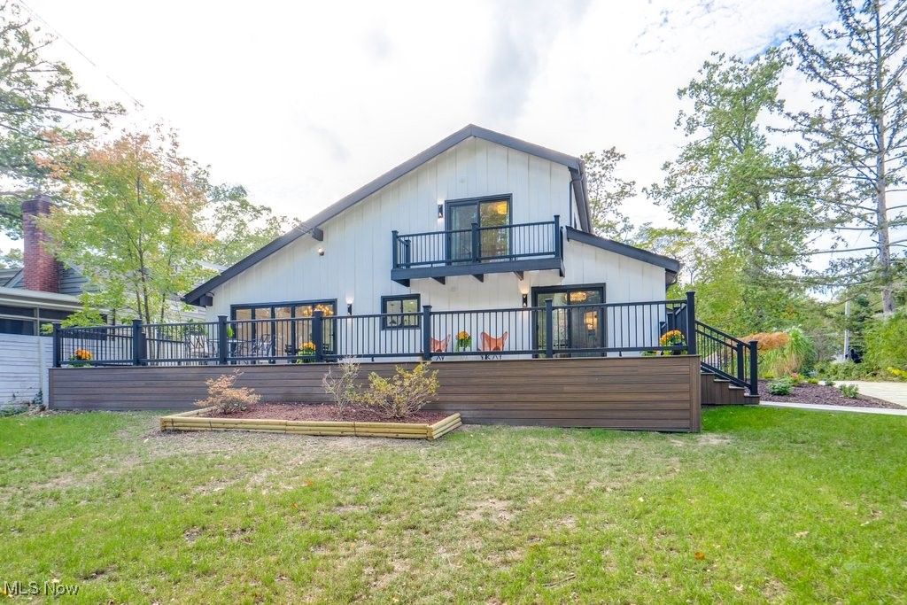 Photo of 561 Upland Road, Bay Village, OH 44140 (MLS # 5182950)