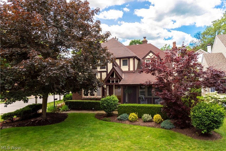 Pristine, Move-in ready 5 bedroom and 4 ½ bath brick Tudor built in 1925. Many original features remain including wood moldings, lead windows, newly finished wood floors and original crystal light fixtures. The large addition includes a cook’s kitchen with granite counter tops, cherry cabinets, breakfast bar and a vaulted eat-in kitchen area with skylights that opens into a large family room featuring a wood-burning stone fireplace with gas starter. The first floor also has a 1/2 bath, formal dining room, study with French doors opening to a large bright living room with a Stunning gas fireplace.
On the second floor you will find a center hall with 3 bedrooms and 2 full baths. One bedroom is the original Master which includes a full bath and two closets. The west wing master suite was built as part of the addition in 2002. It features a gas burning fireplace and 2 spacious dressing rooms. The large master bath has double sinks, water closet, shower, AirBubble soaking tub, heated floor