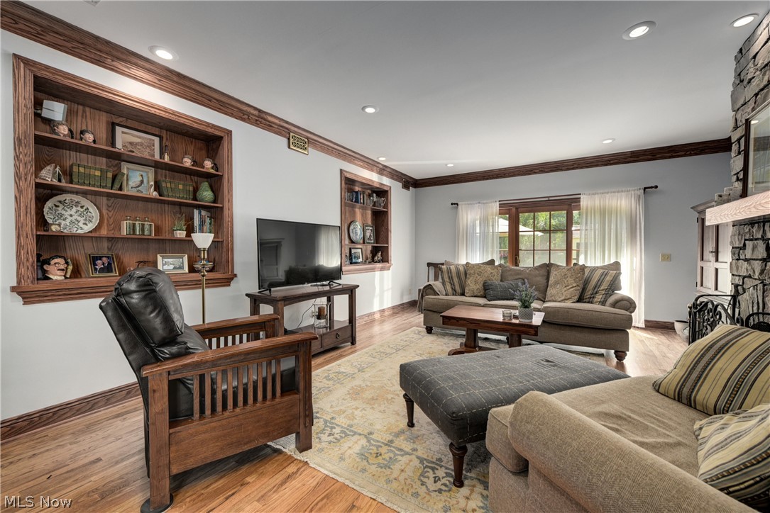 Lake Cliff Park - Residential