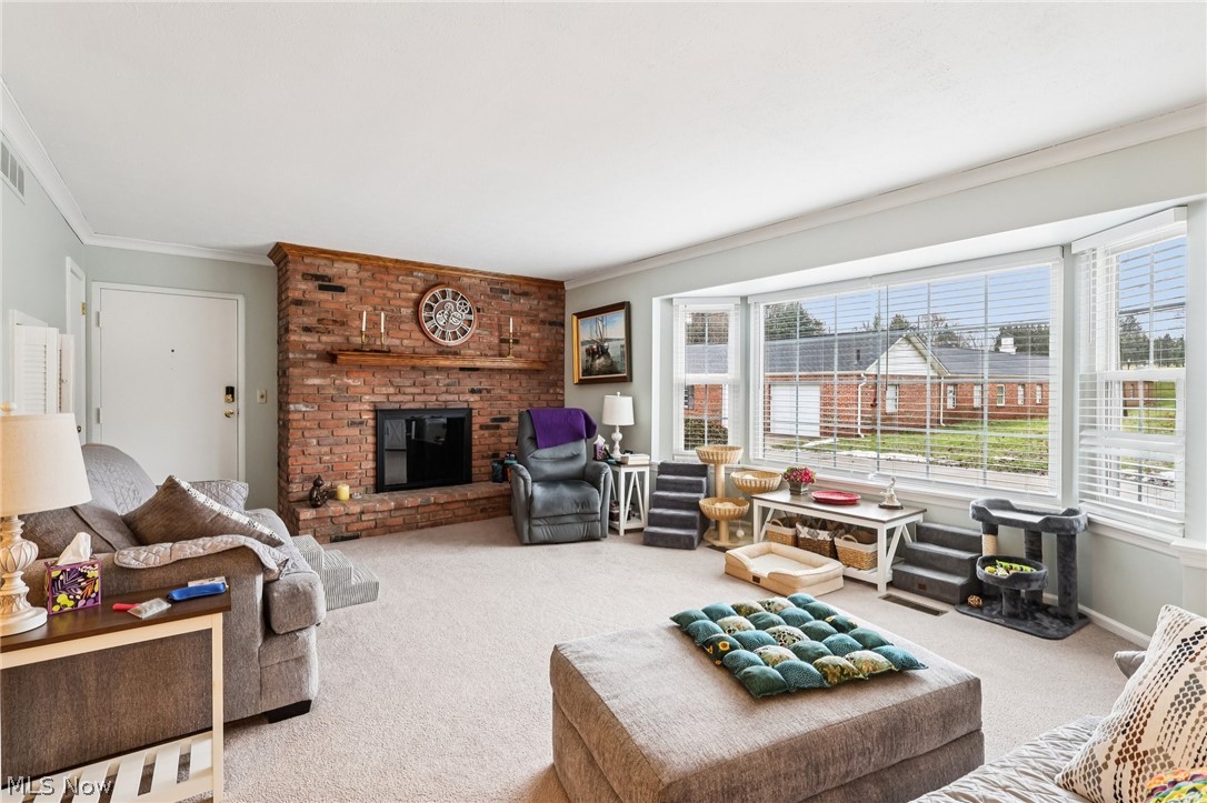 English Oaks Condo - Residential