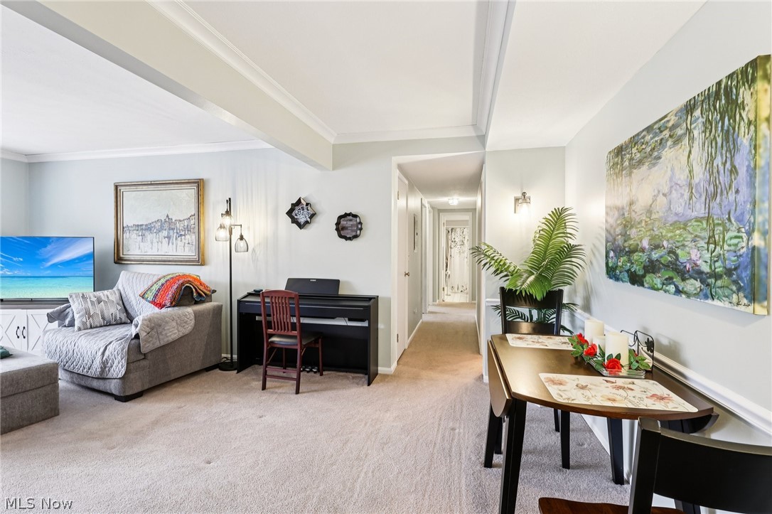 English Oaks Condo - Residential