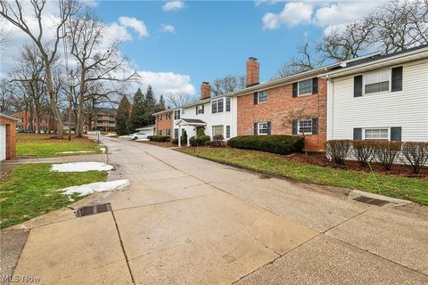 Tiny photo for 80 Devon Lane #101A, Akron, OH 44313 (MLS # 5187890)