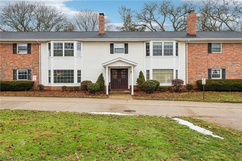 80 Devon Lane 101A Akron OH 44313