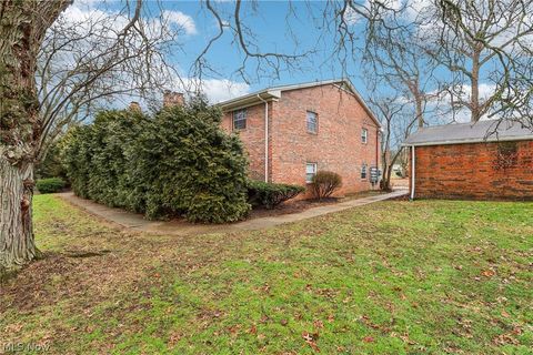 Tiny photo for 80 Devon Lane #101A, Akron, OH 44313 (MLS # 5187890)