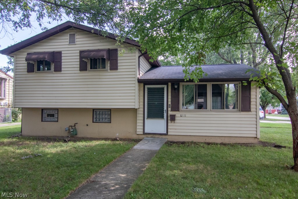 Location, location location! This 3 bedroom 2 bathroom split level home is located right across the street from the public library, Brook Park elementary, fire station, baseball fields, recreation center and more. Tons of renovations have been made including concrete driveway (2022), air conditioner and furnace (2014), garage roof (2018), kitchen cabinets and more! Schedule your showing today!