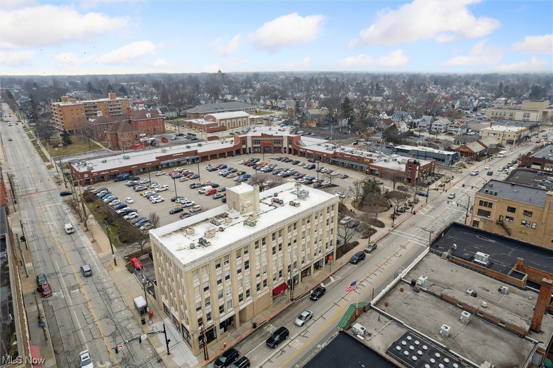 Lakewood Realty Companys Lake - Residential Income