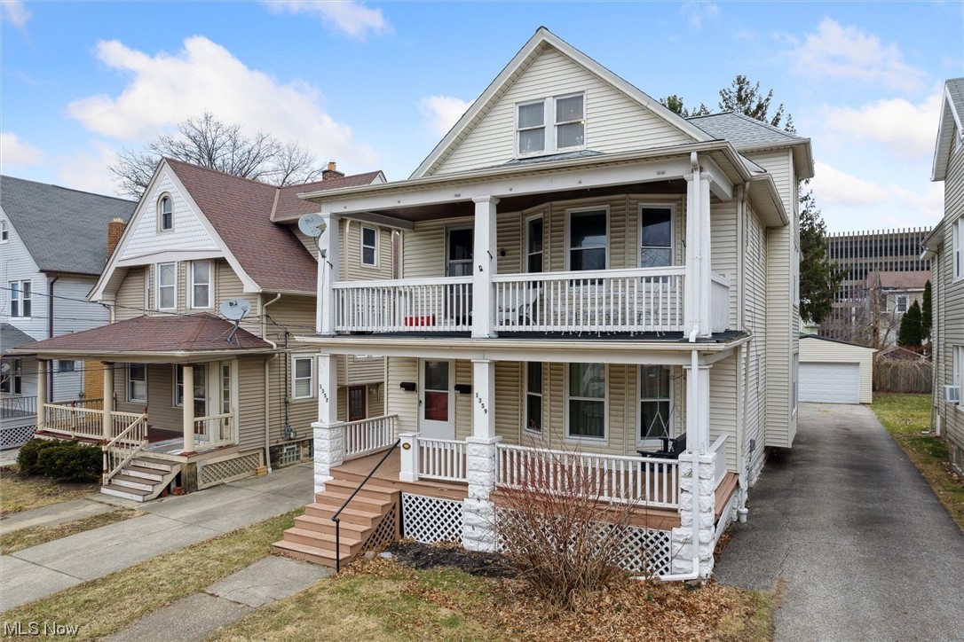 Lakewood Realty Companys Lake - Residential Income