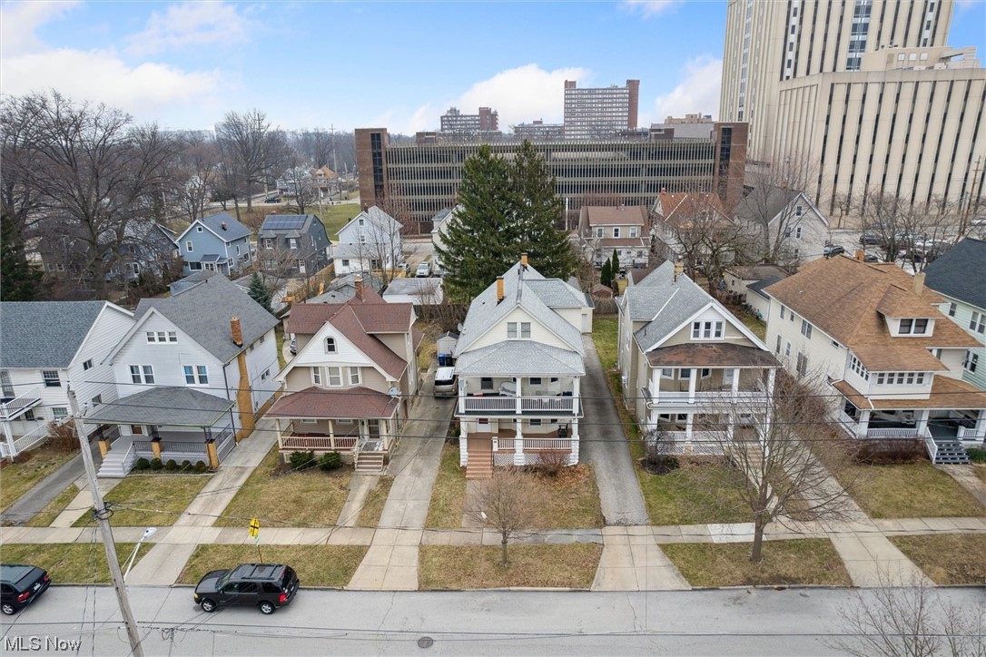 Lakewood Realty Companys Lake - Residential Income