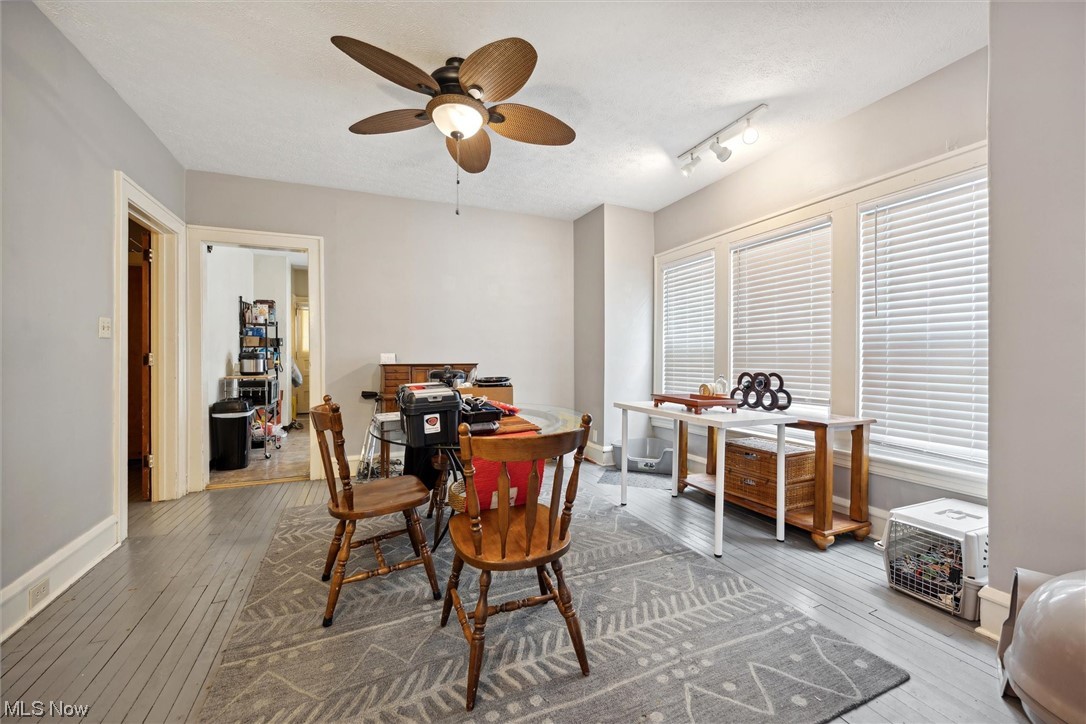 Lakewood Realty Companys Lake - Residential Income