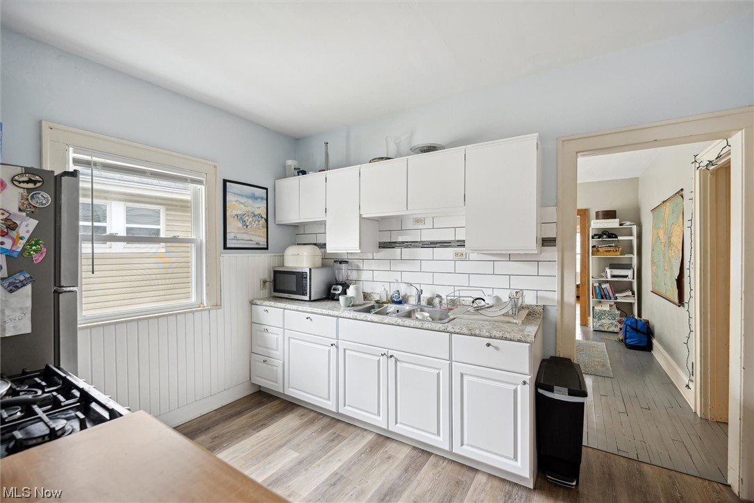 Lakewood Realty Companys Lake - Residential Income