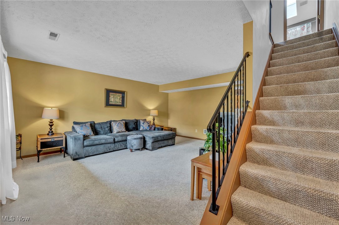 808 Doty Drive, Wadsworth, Ohio image 5