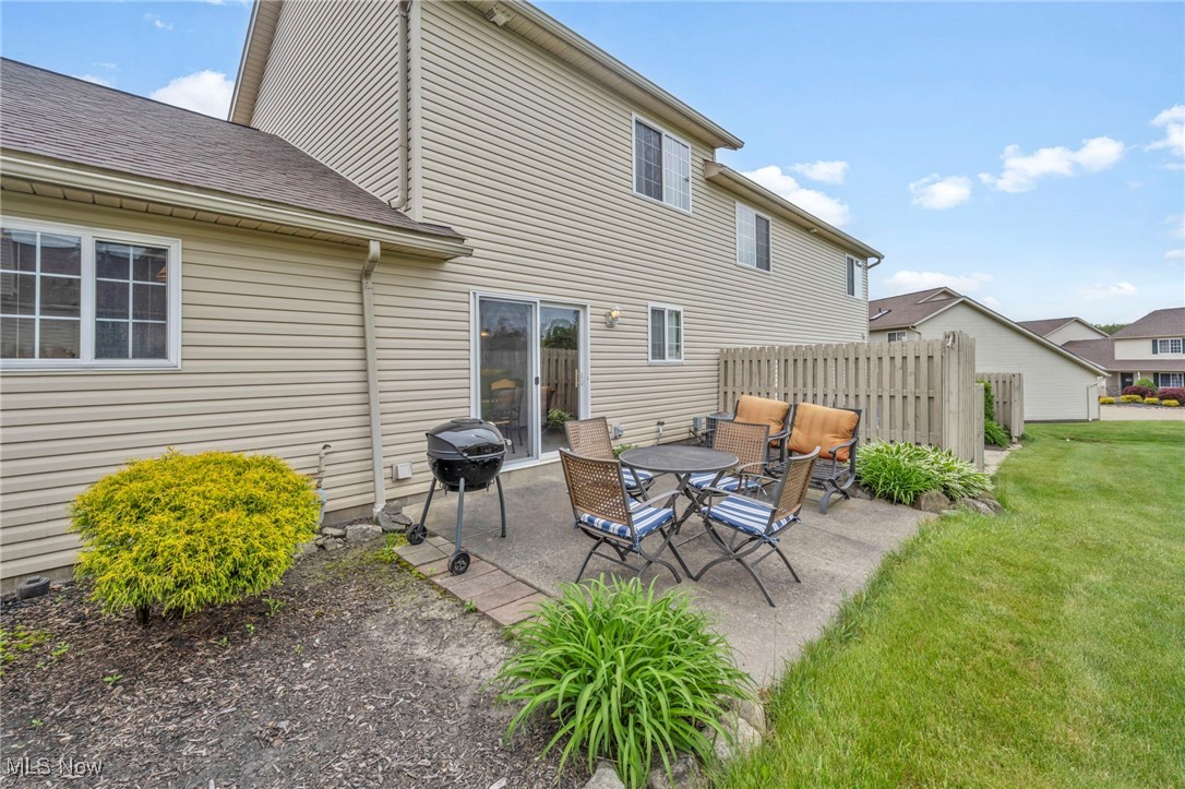 808 Doty Drive, Wadsworth, Ohio image 4