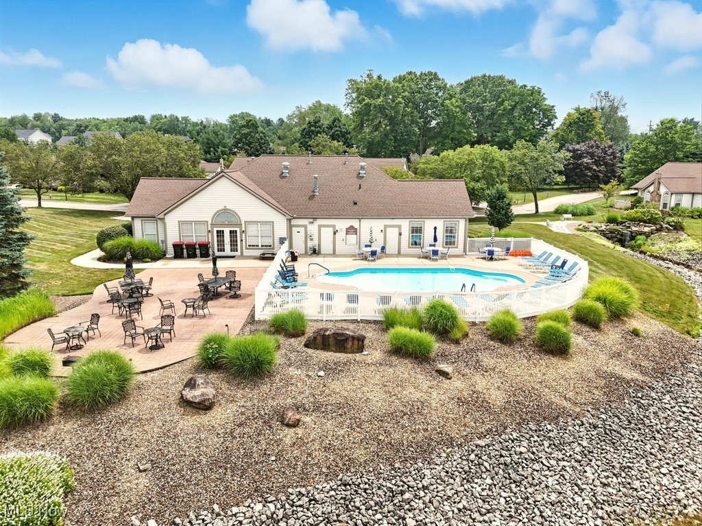 Crossings/Northwest Condo Ph I - Residential