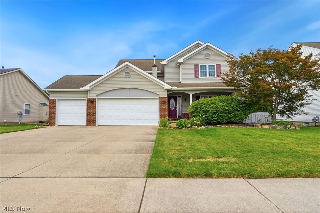 Photo of 38524 Terrell Drive, North Ridgeville, OH 44039 (MLS # 5223644)