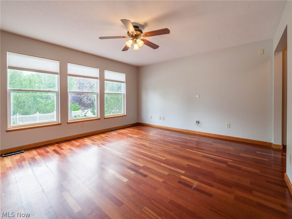 Homestead Vineyards - Residential