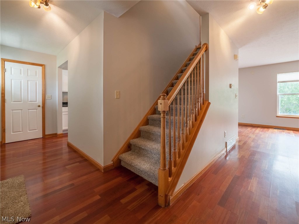 Homestead Vineyards - Residential