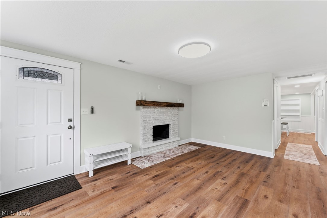 Isaac Penfields Add 02 - Residential