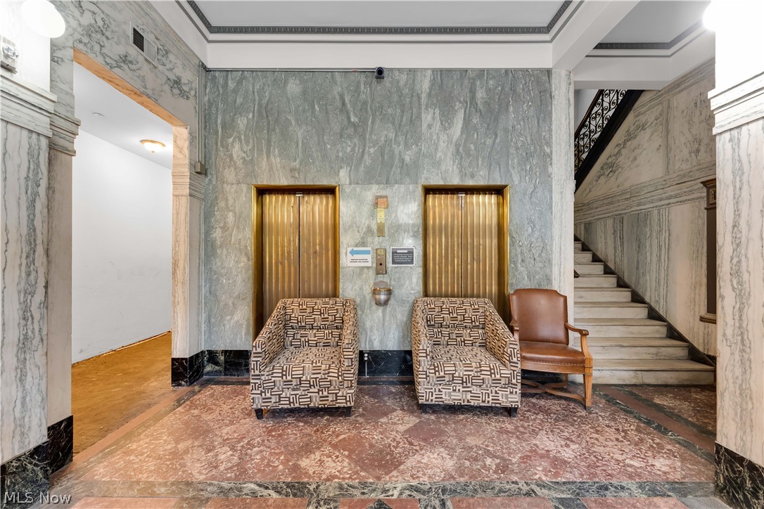 Park Bldg Condos - Residential