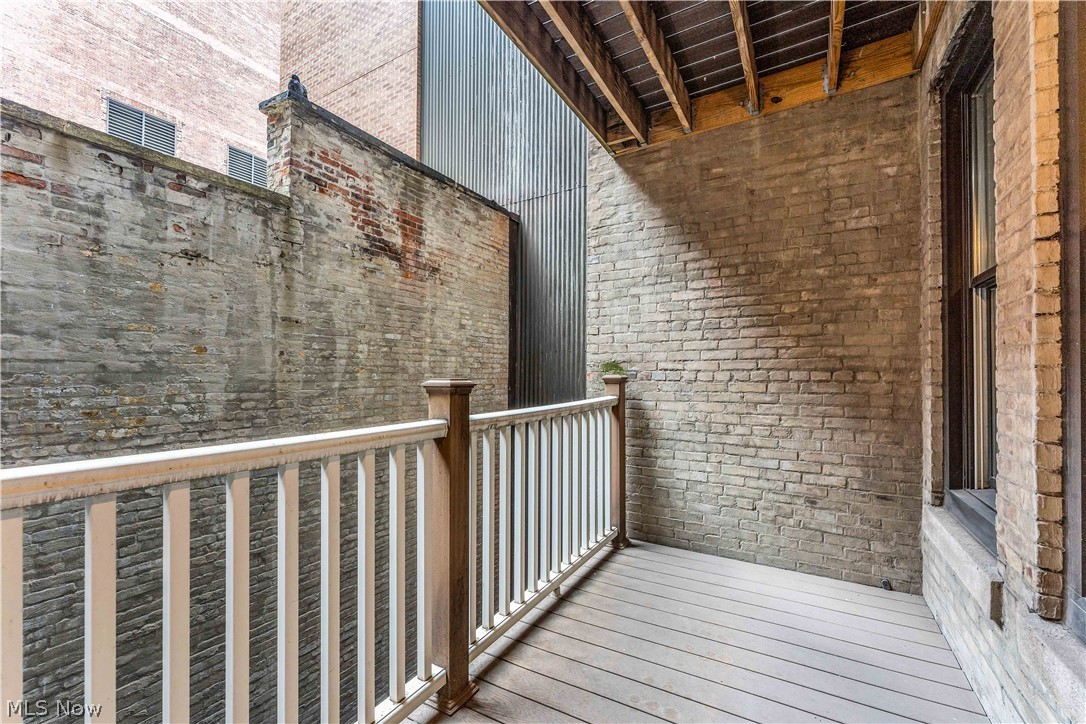 Park Bldg Condos - Residential