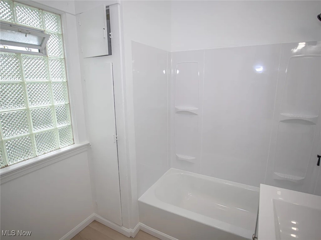 Denison Ave Sub/W J Lang - Residential Lease