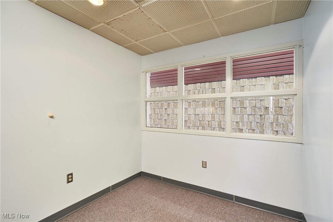 Fairlawn Estates - Commercial Lease